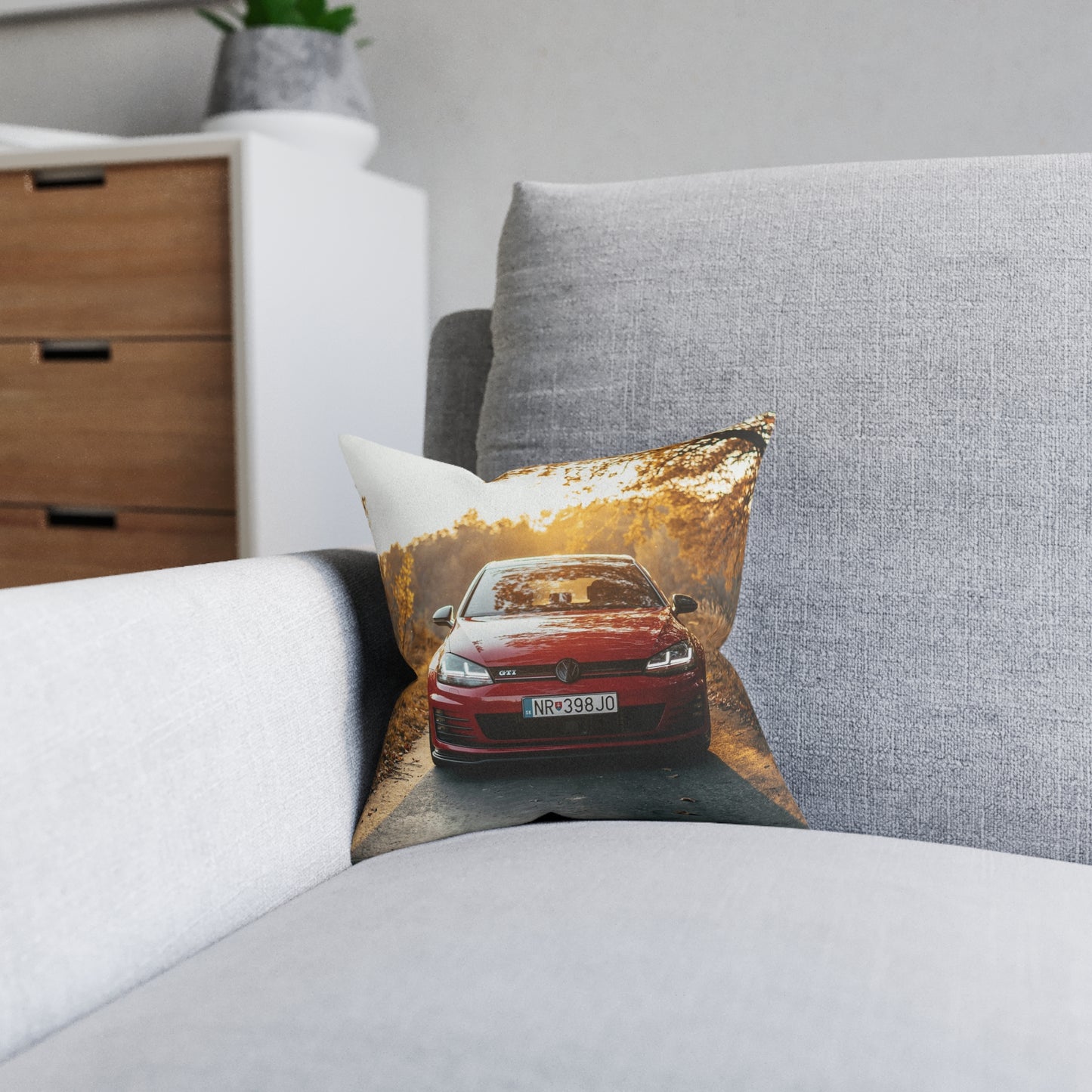 Volkswagen Gold GTI Mk7