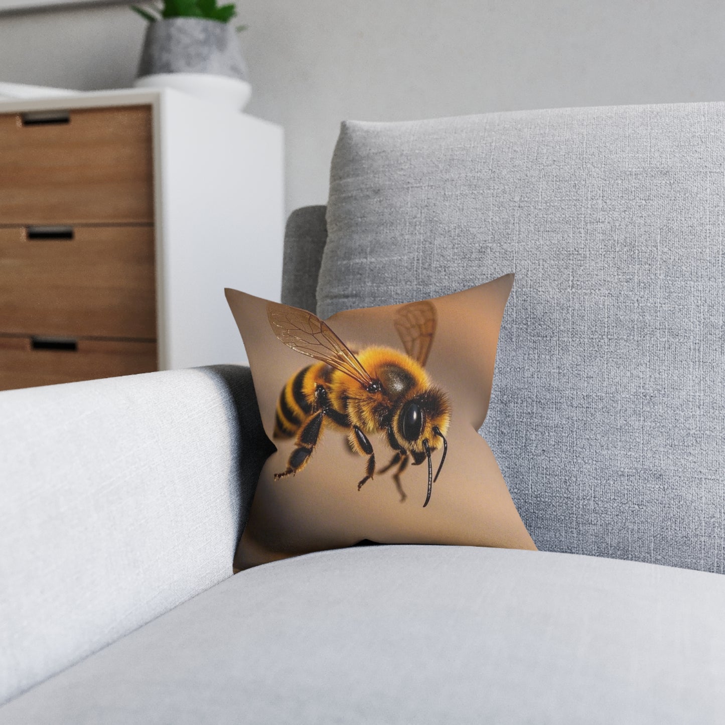 Bee