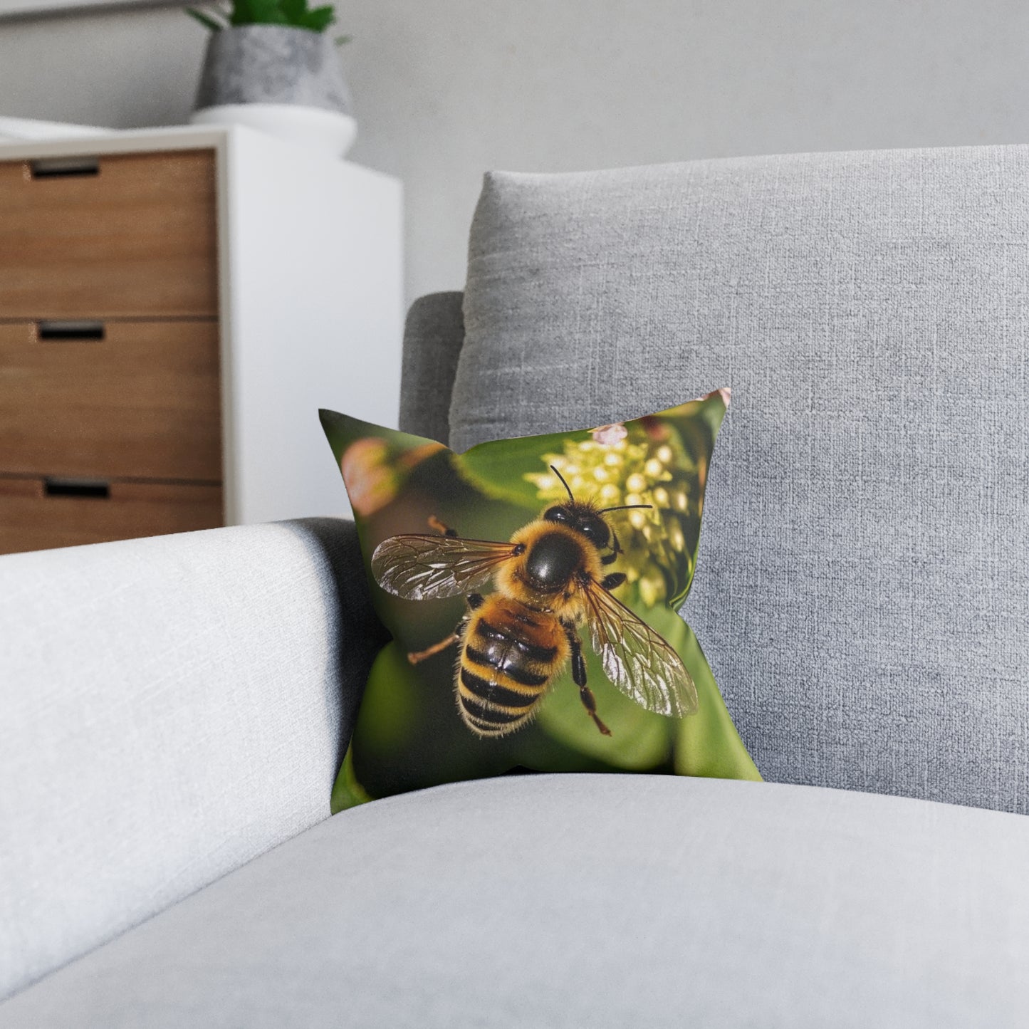 Honey Bee
