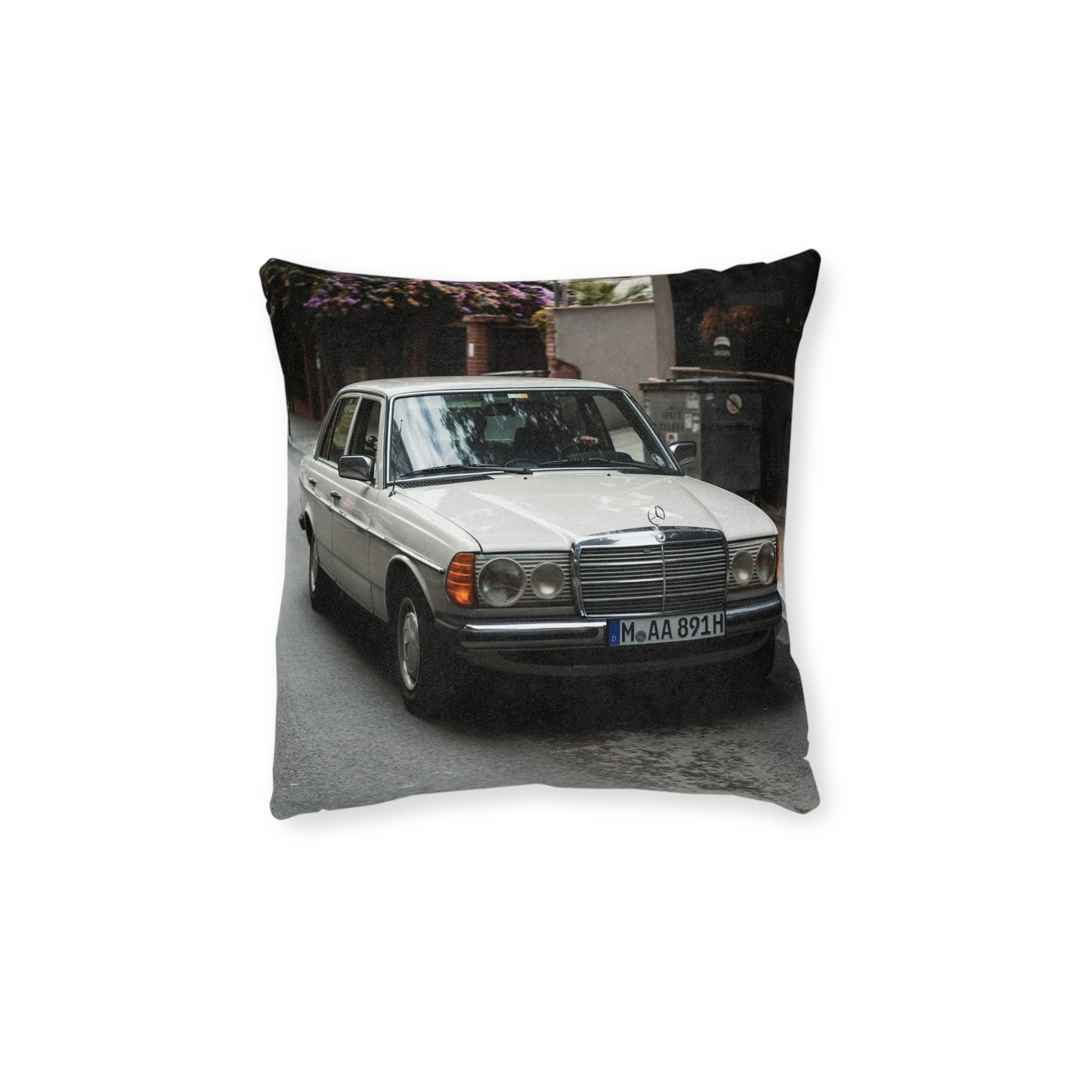 Mercedes W123